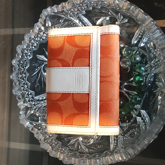 Coach Orange and White Wallet - Picture 8 of 16